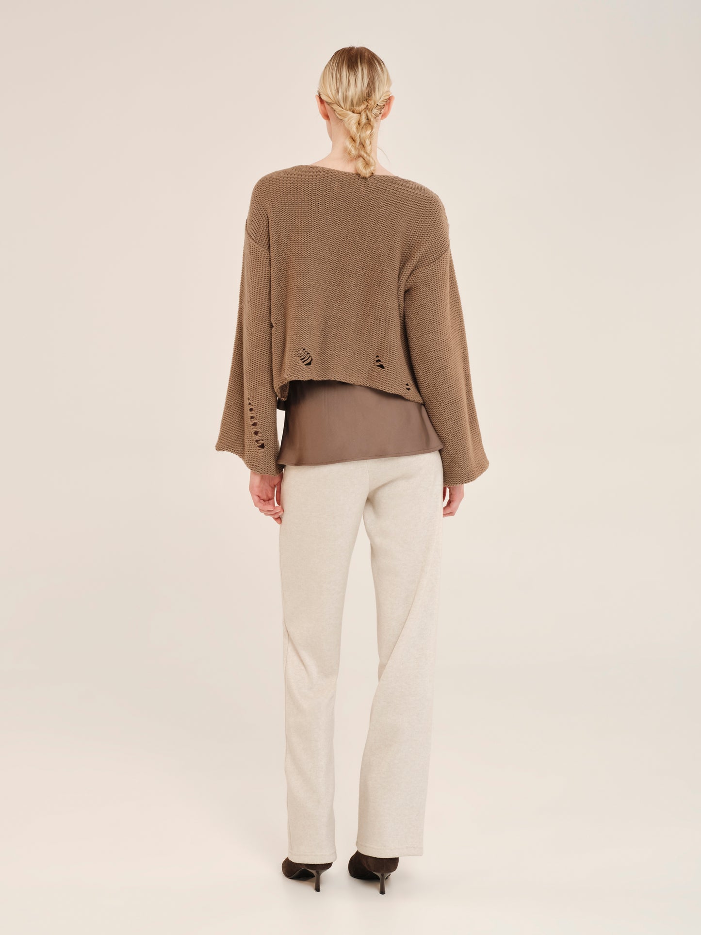 Sensitive Hug Longsleeve Crop Blouse