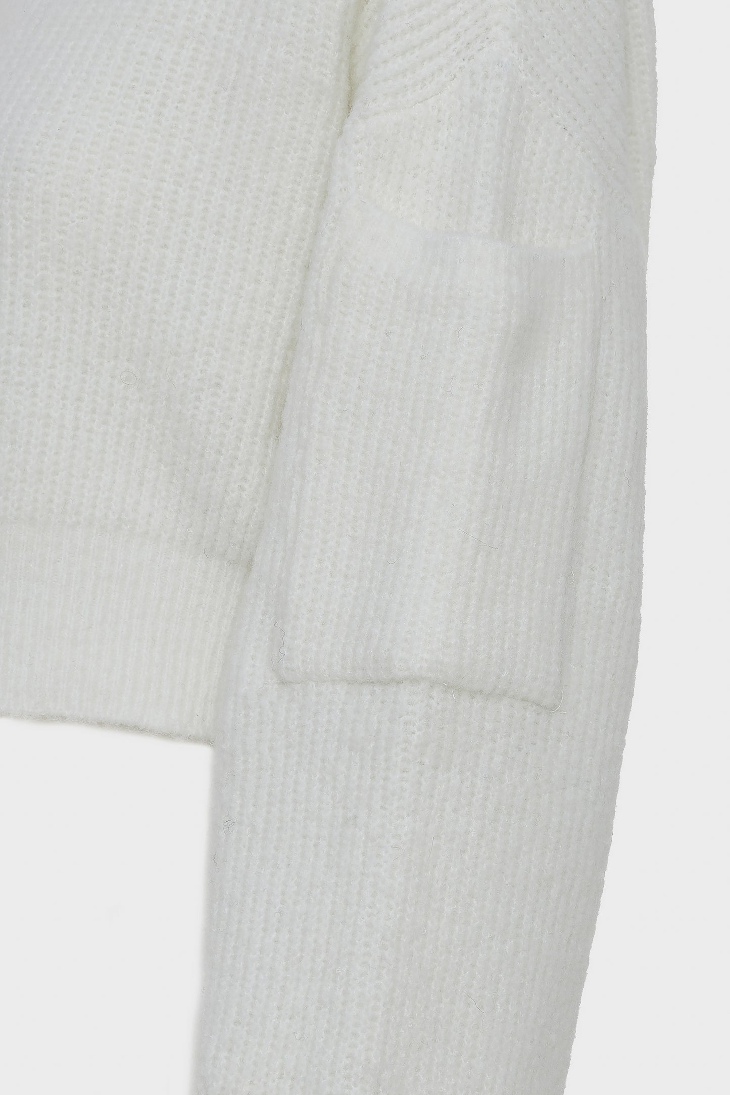 Donna Knitted Cropped Blouse