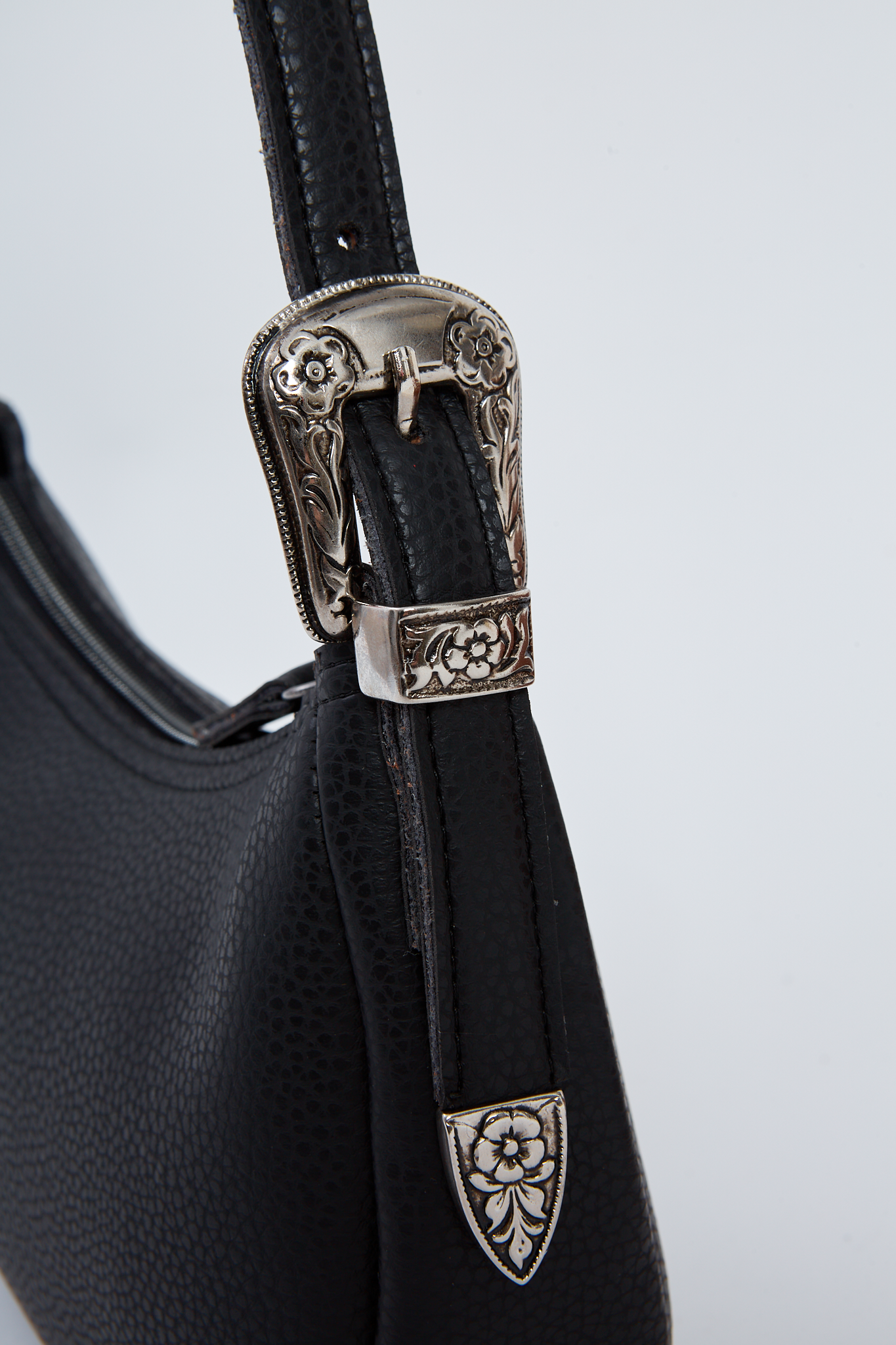 Belt Up Vintage Baguette