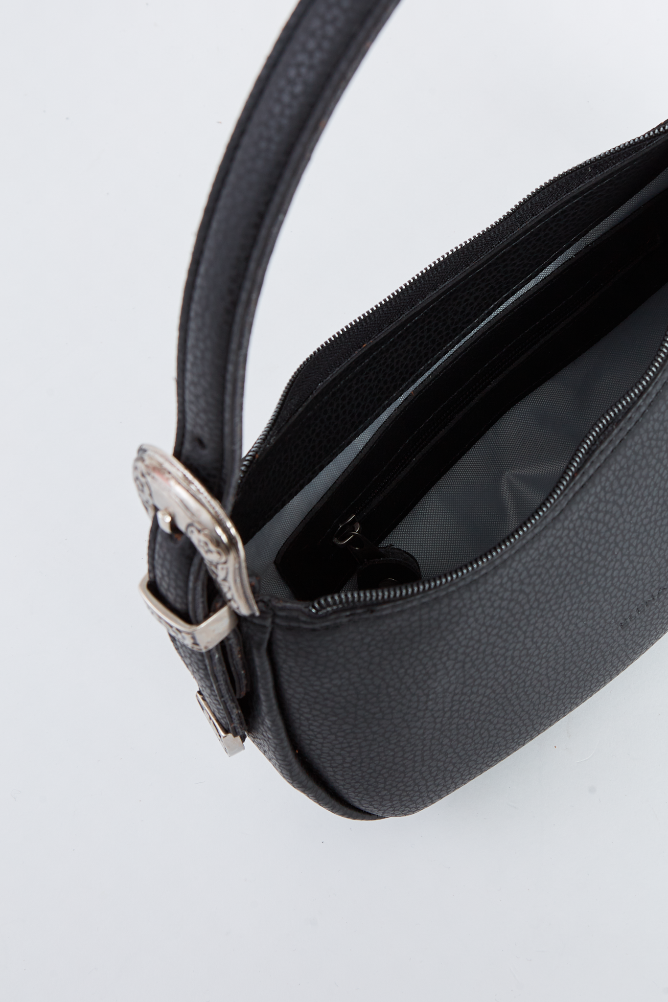 Belt Up Vintage Baguette