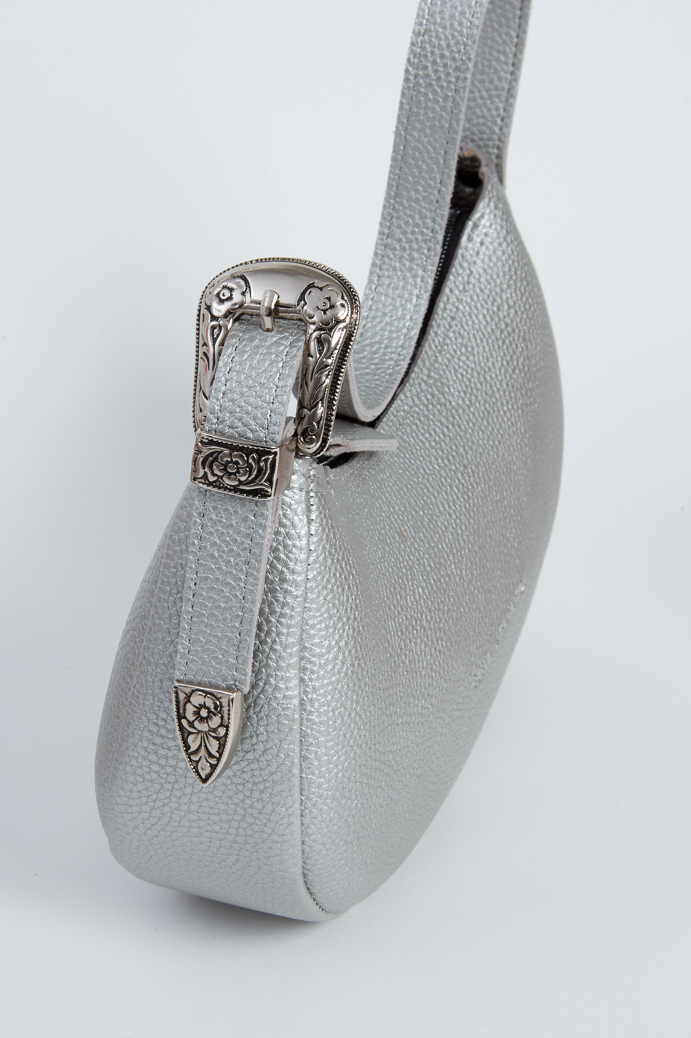 Belt Up Vintage Baguette