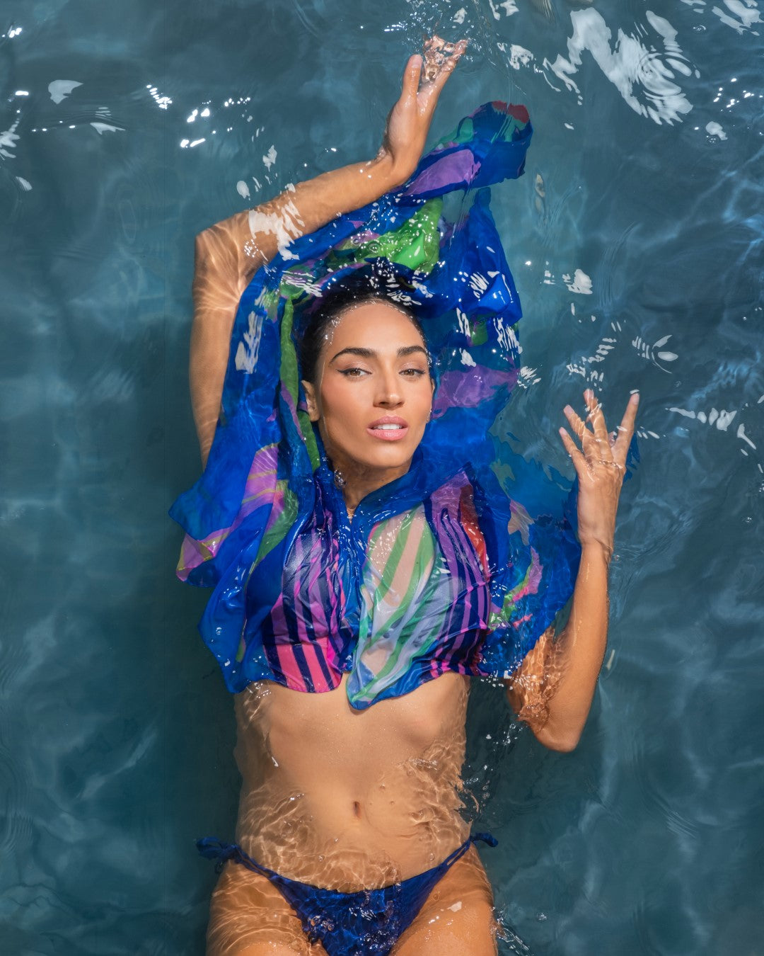 Divers silk shawl
