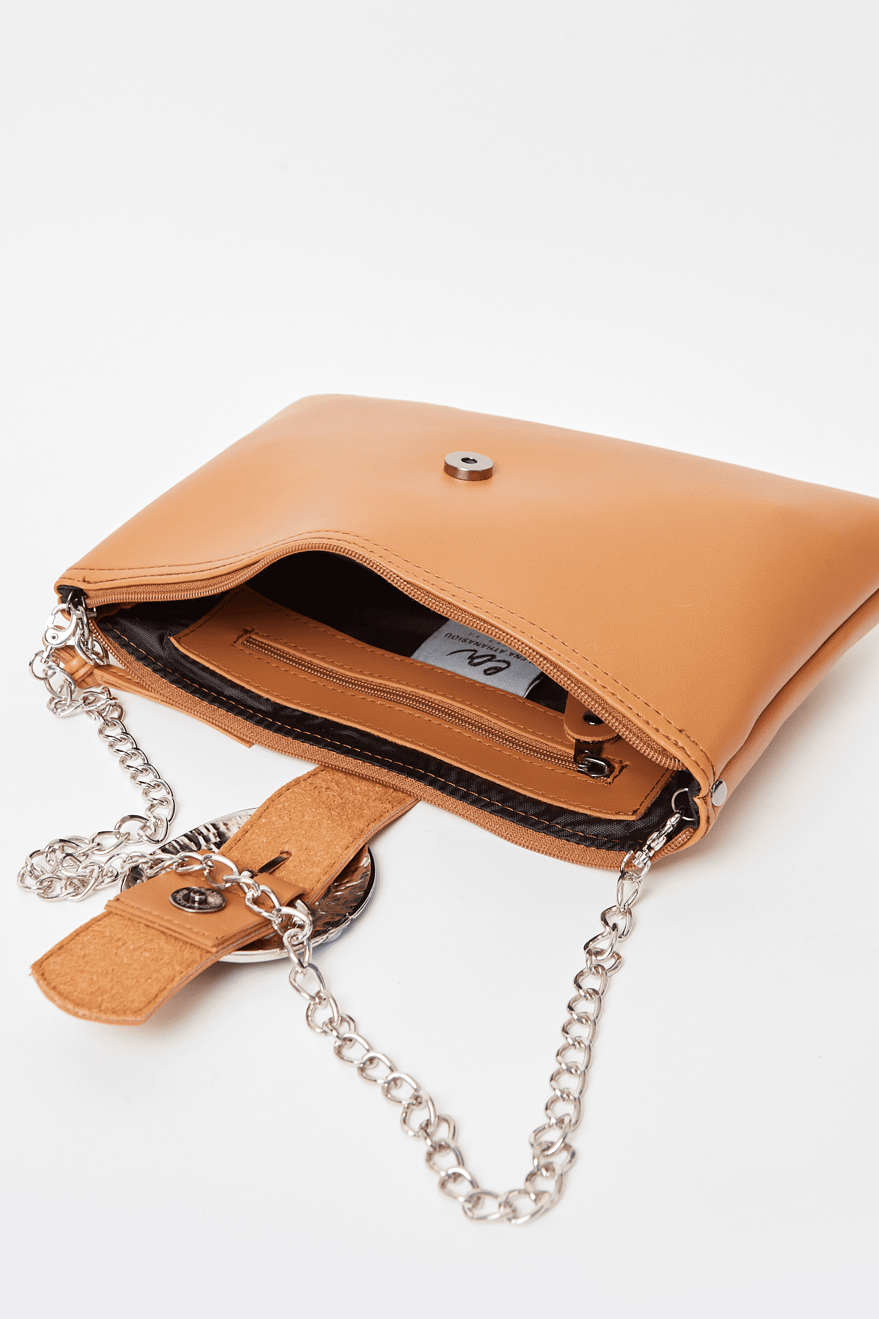 Island Clutch