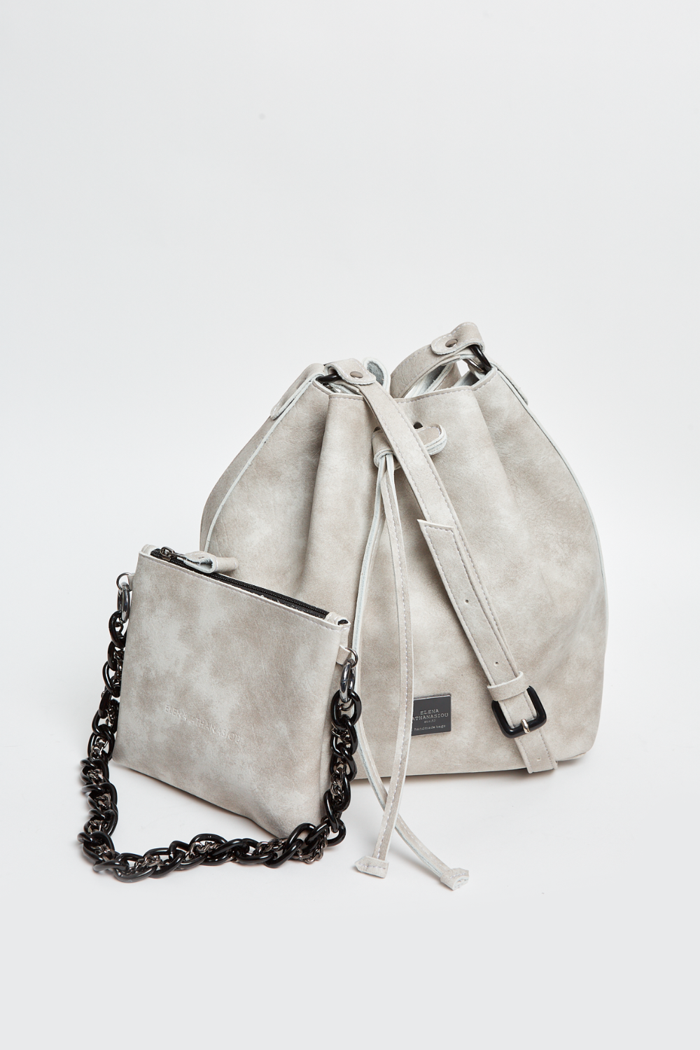 Retro Chain Pouch