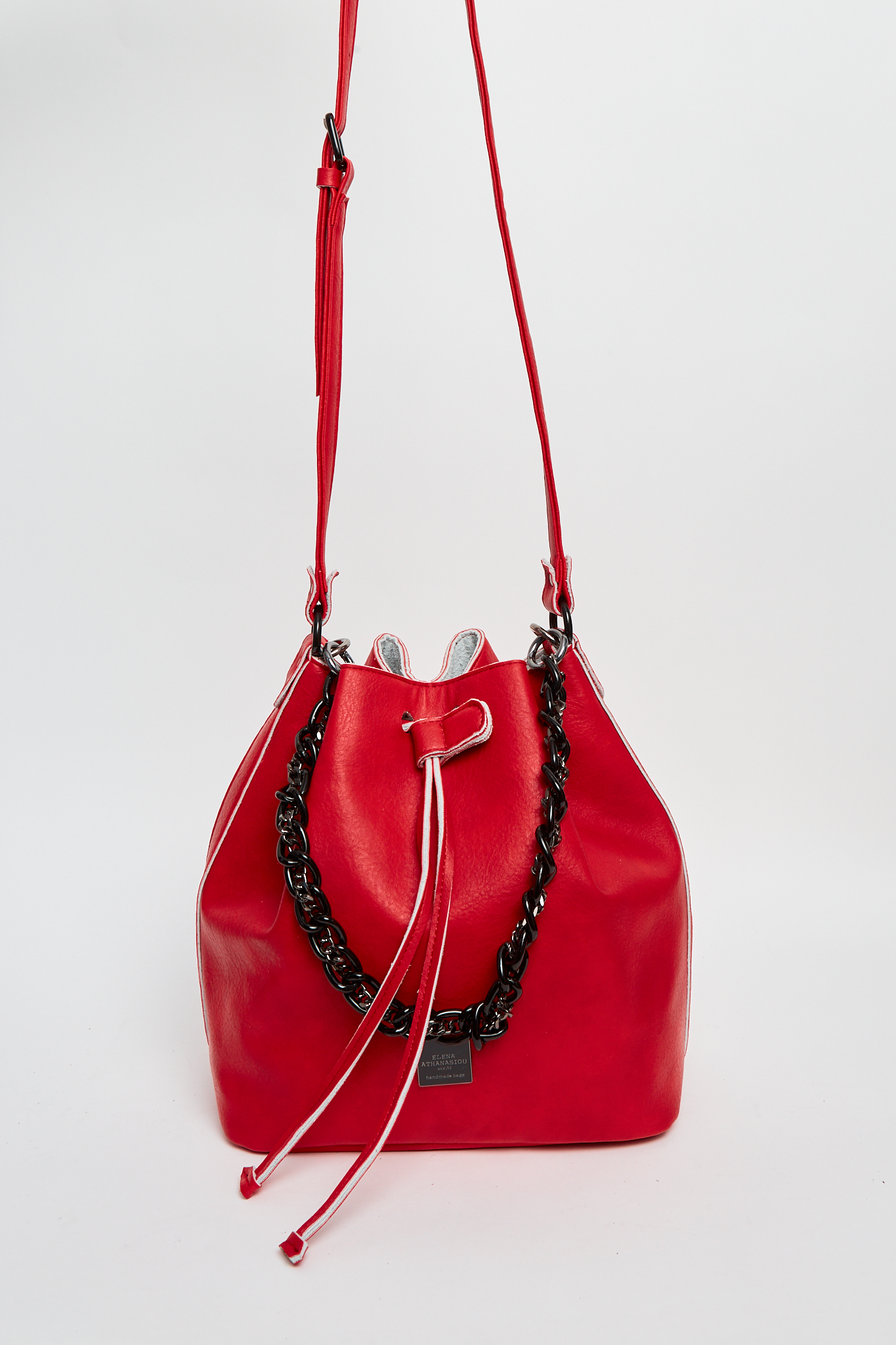 Retro Chain Pouch