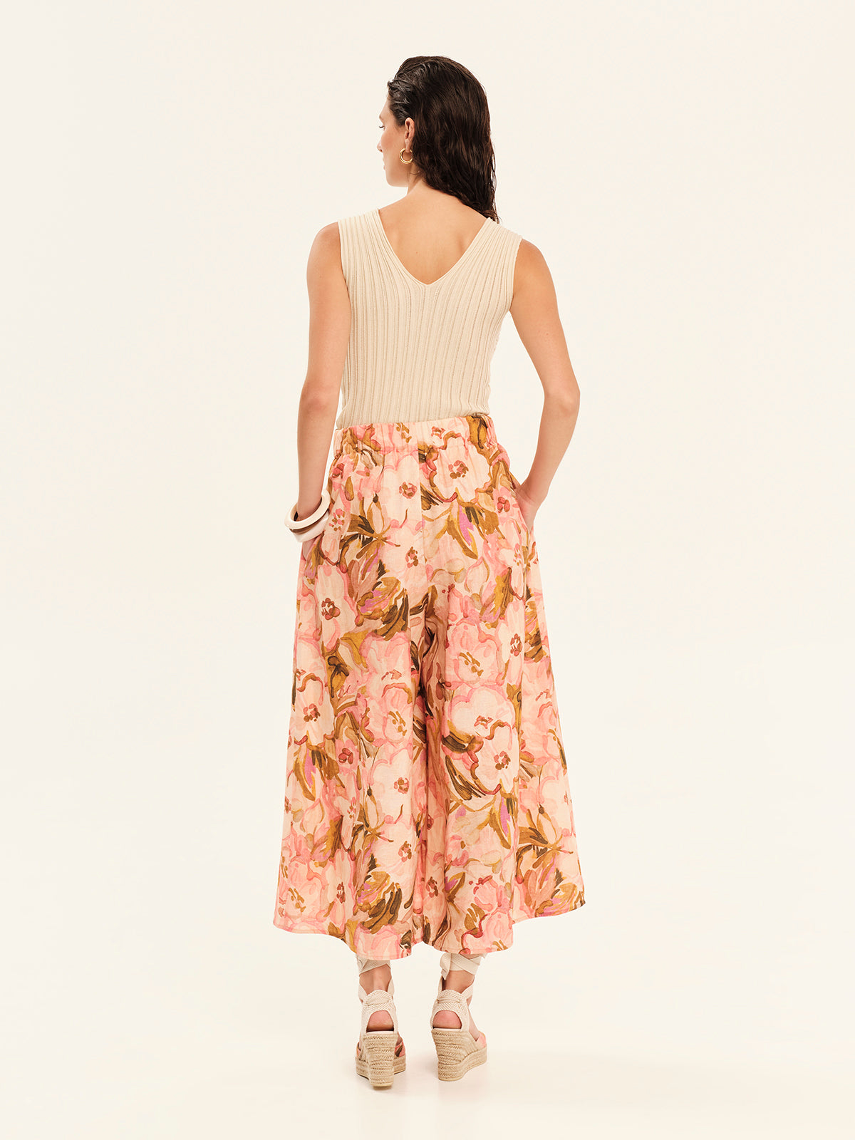 Seashells Knit Top with Front Knot