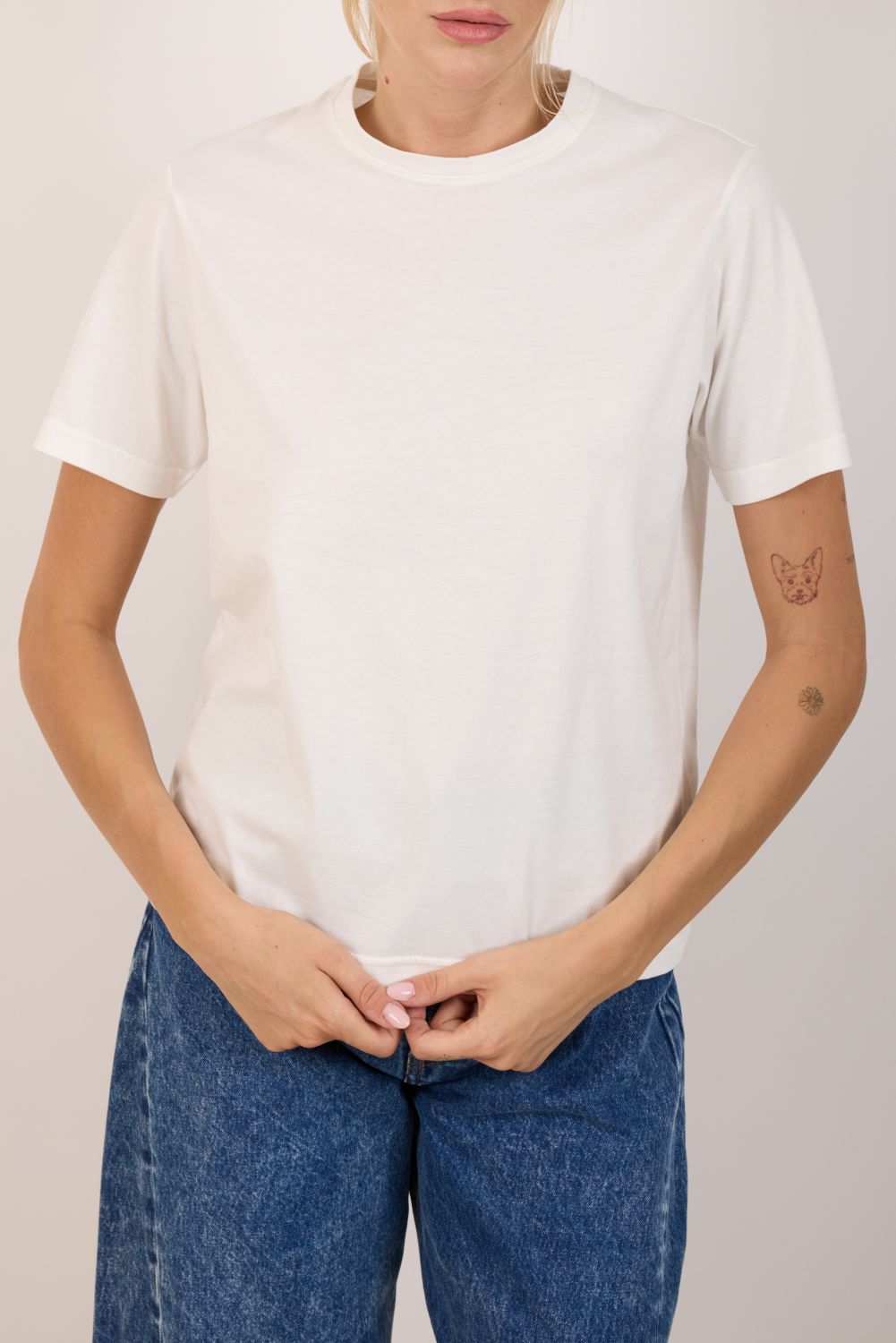 Catalina Off-White Bad Desicions