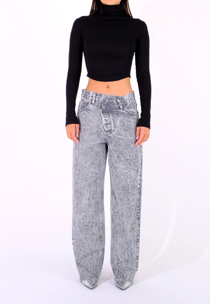 Crooked Grey Pearl Cropped