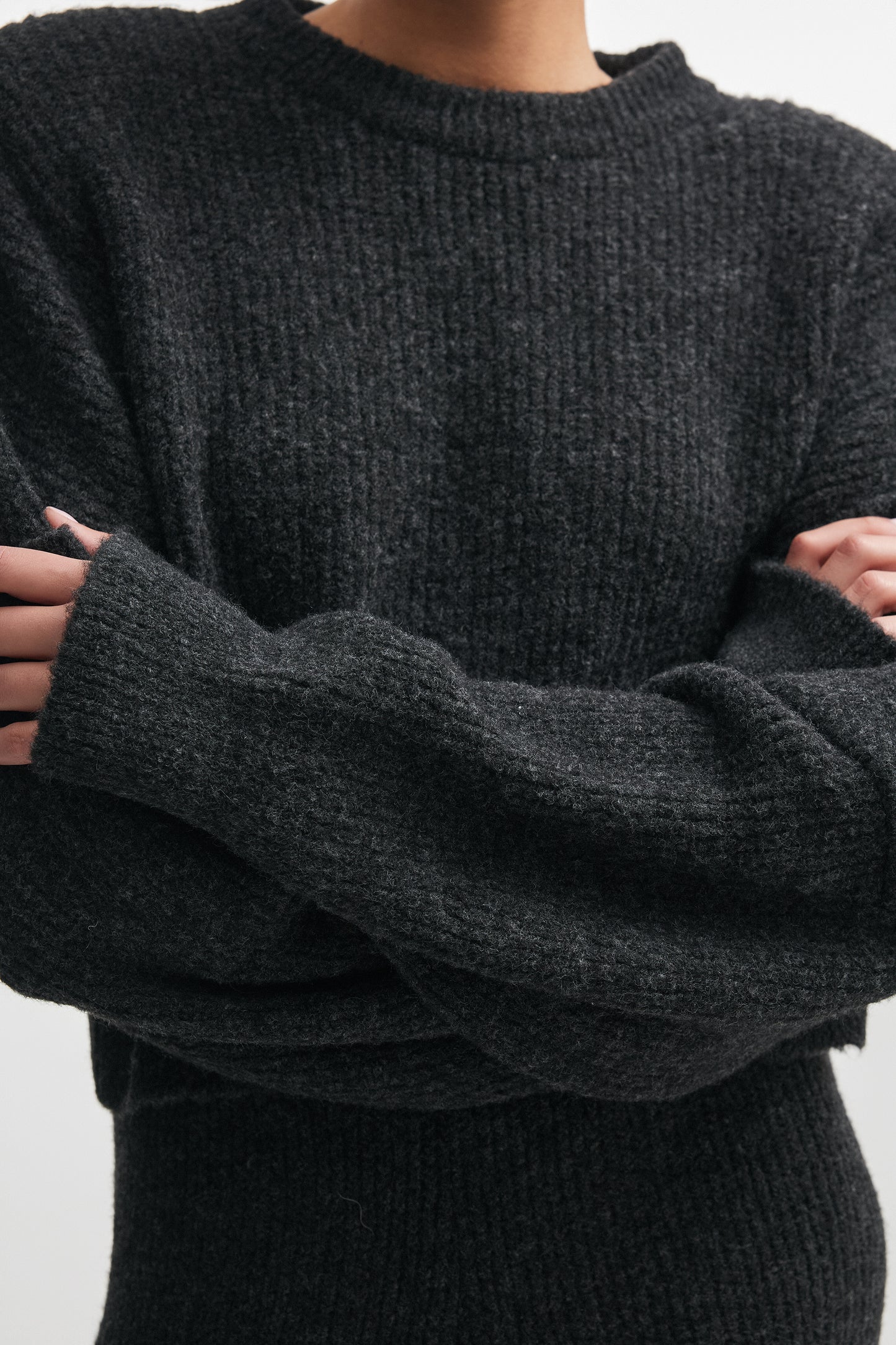 Donna Knitted Cropped Blouse