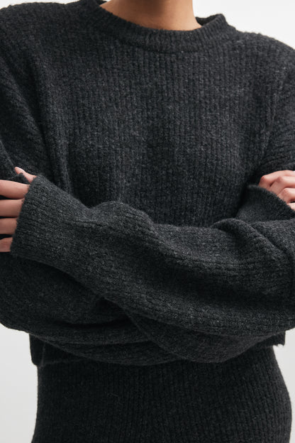 Donna Knitted Cropped Blouse