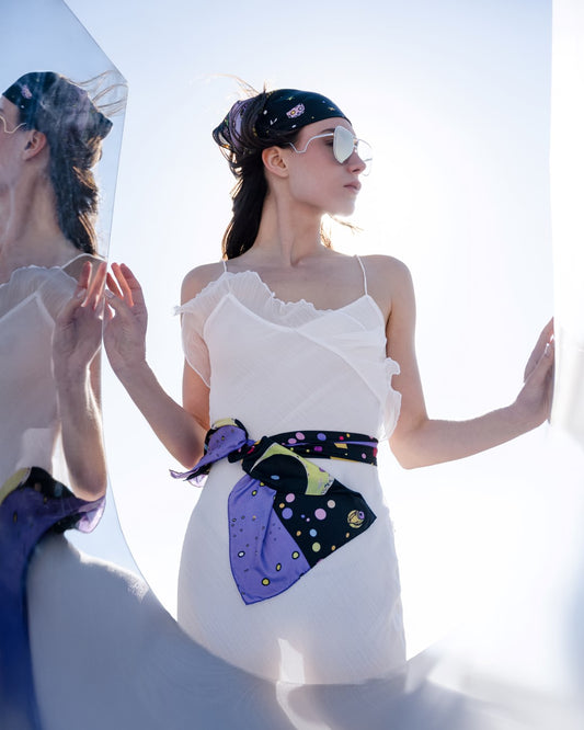 Nzabici the Lunar Creator foulard